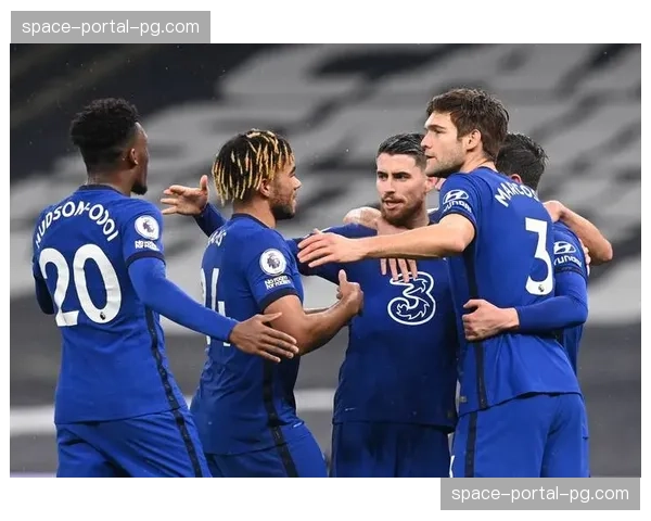 切尔西赛前训练曝光，波切蒂诺重点演练三中卫体系应对利物浦