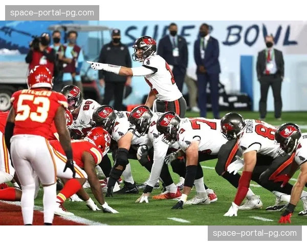 超级橄榄球太平洋联赛：酋长队加时赛31-28力克飓风队，保持不败金身